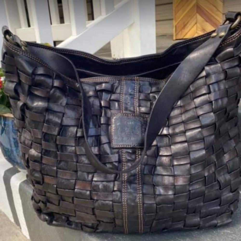 Campmaggi woven shoulder bag